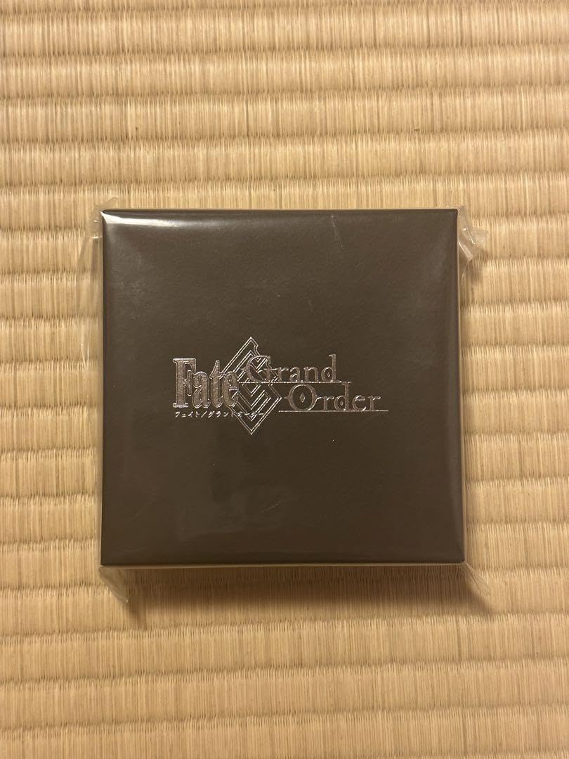 Amazon.co.jp: ギルガメッシュ ラピス ラズリの腕飾り fate : おもちゃ